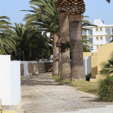 Apartamento Con Piscina En Ciudadela, Cala En Blanes Appartement Cala'N Blanes  Buitenkant foto