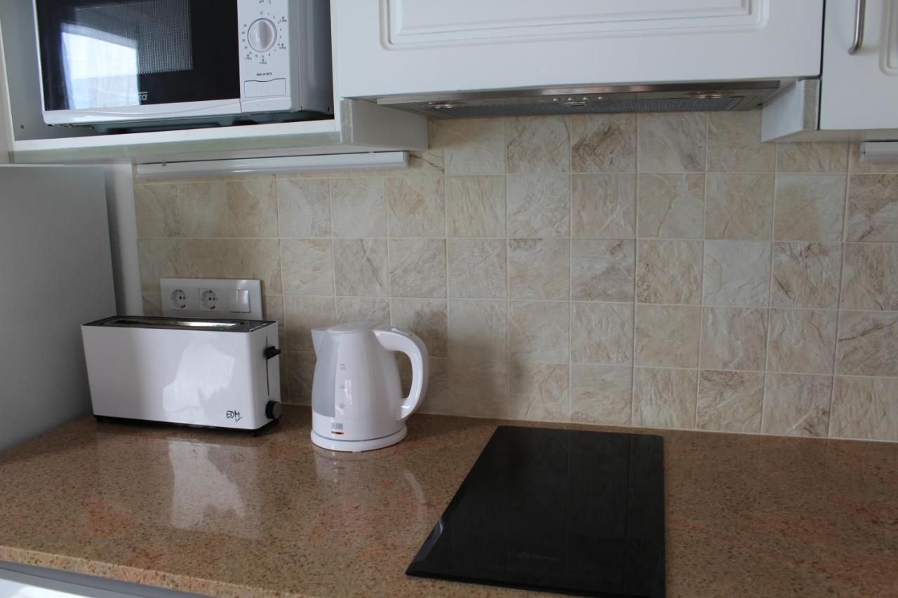 Apartamento Con Piscina En Ciudadela, Cala En Blanes Appartement Cala'N Blanes  Buitenkant foto