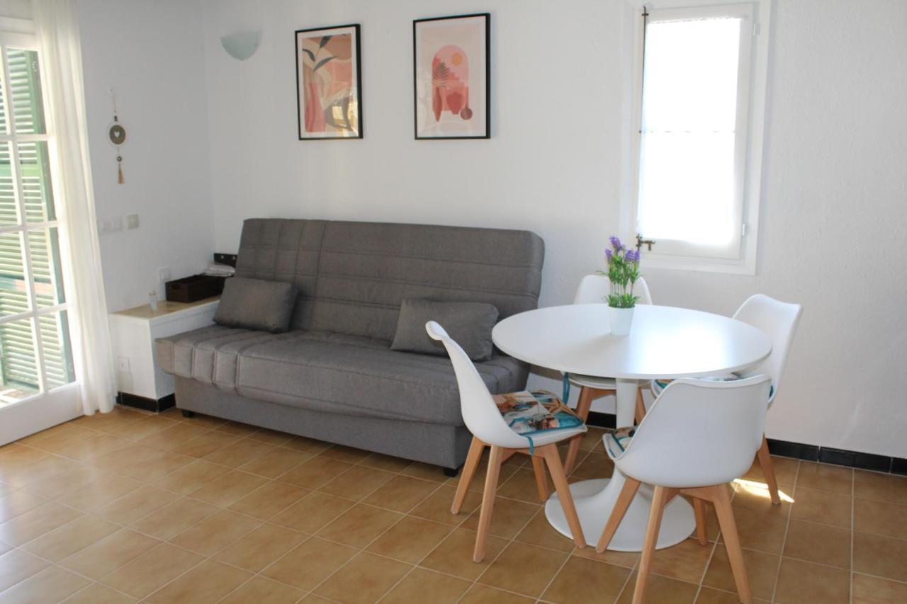 Apartamento Con Piscina En Ciudadela, Cala En Blanes Appartement Cala'N Blanes  Buitenkant foto