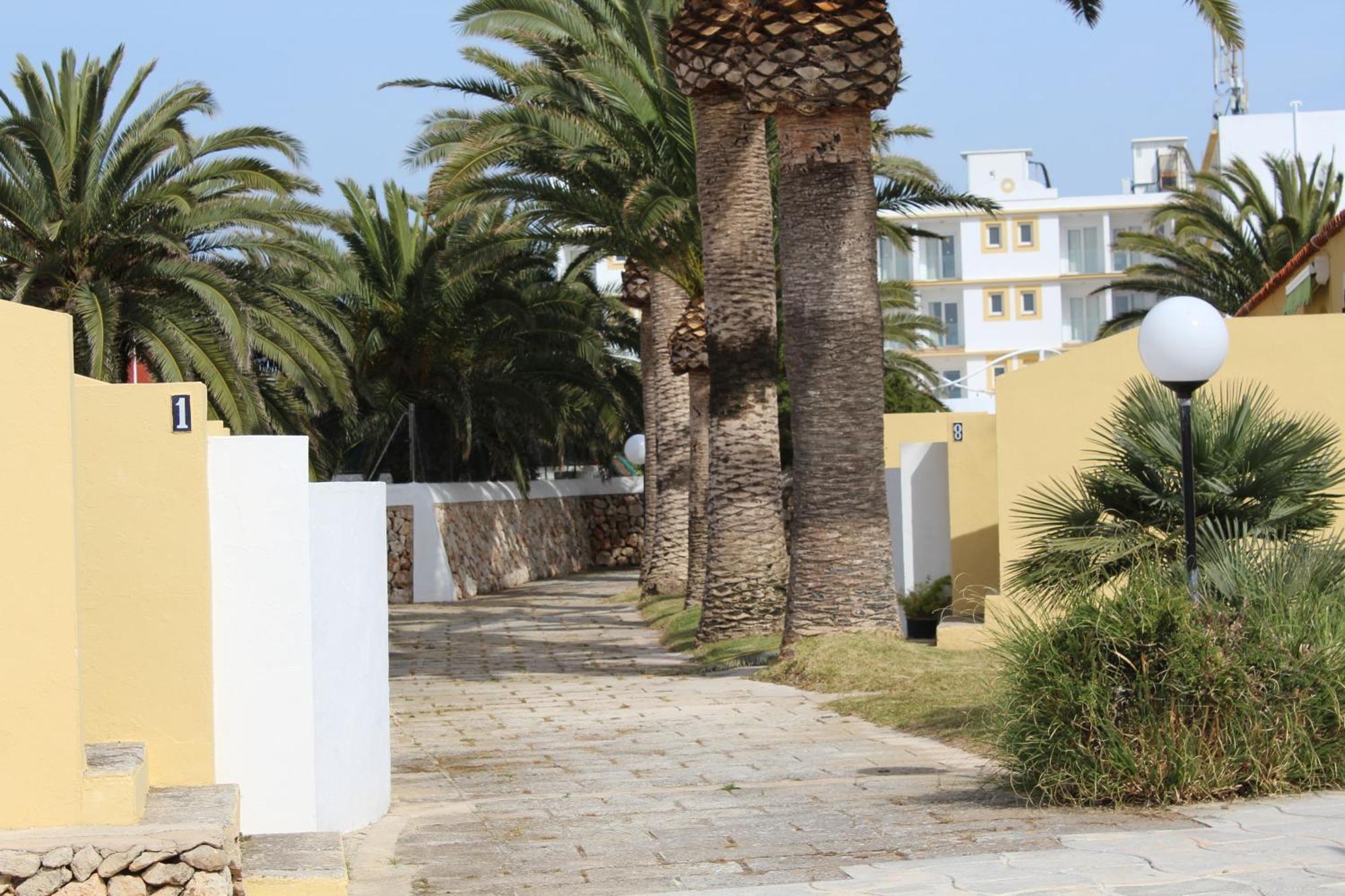 Apartamento Con Piscina En Ciudadela, Cala En Blanes Appartement Cala'N Blanes  Buitenkant foto